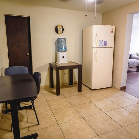 Departamento Grande Con 2 Recamaras Con Aire 5 Camas Wifi 115Mb, Cocina .Cochera Techada, #4 シウダー・バージェス エクステリア 写真