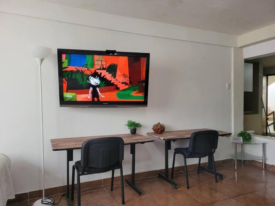 Departamento Grande Con 2 Recamaras Con Aire 5 Camas Wifi 115Mb, Cocina .Cochera Techada, #4 シウダー・バージェス エクステリア 写真
