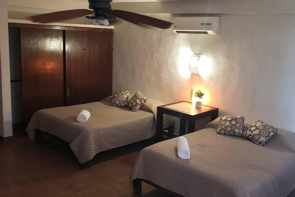 Departamento Grande Con 2 Recamaras Con Aire 5 Camas Wifi 115Mb, Cocina .Cochera Techada, #4 シウダー・バージェス エクステリア 写真