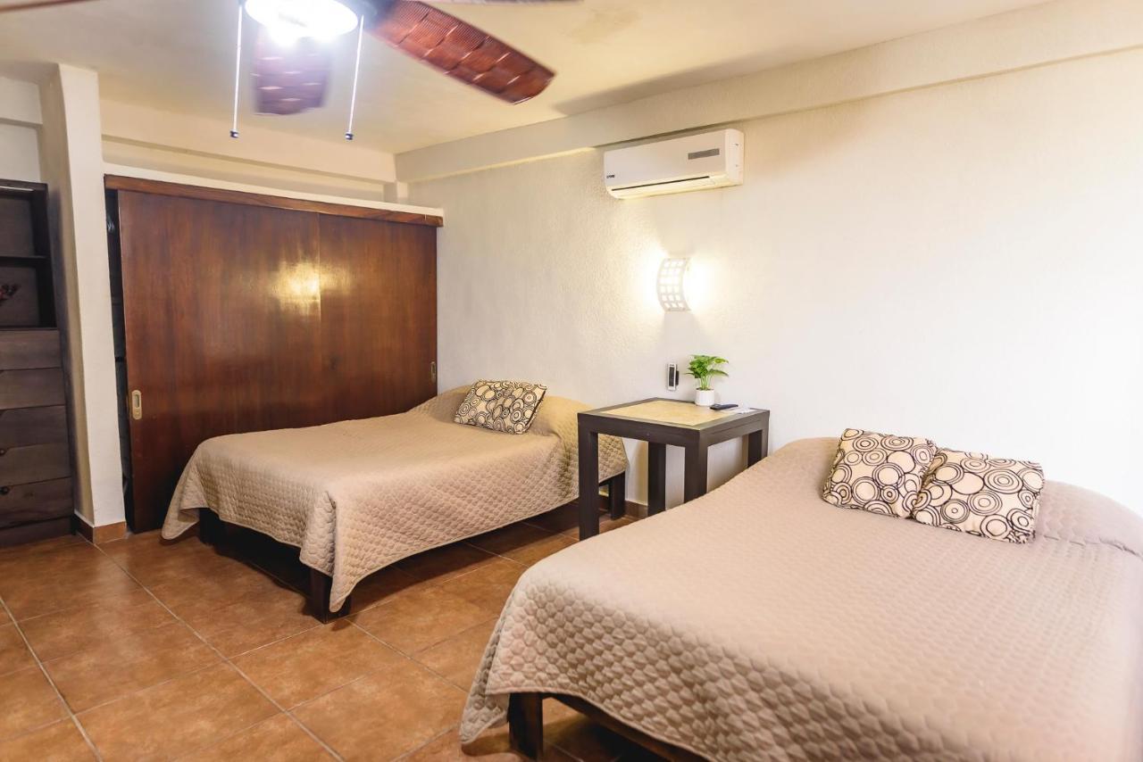 Departamento Grande Con 2 Recamaras Con Aire 5 Camas Wifi 115Mb, Cocina .Cochera Techada, #4 シウダー・バージェス エクステリア 写真