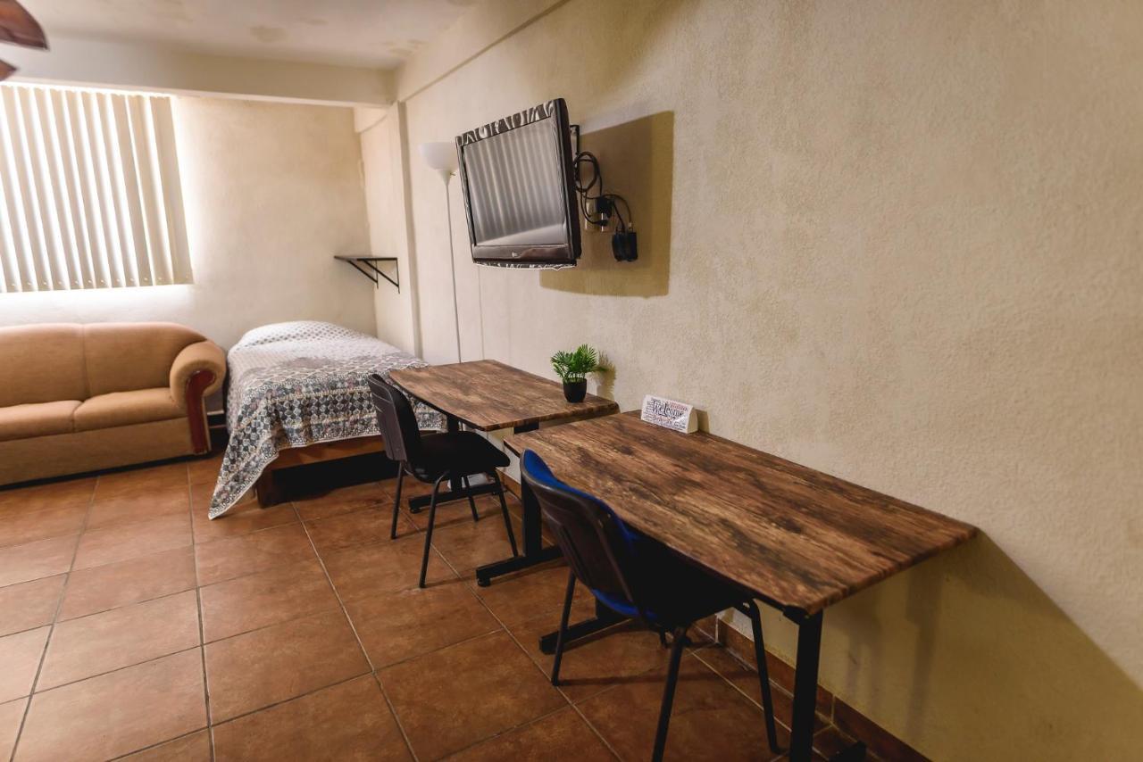 Departamento Grande Con 2 Recamaras Con Aire 5 Camas Wifi 115Mb, Cocina .Cochera Techada, #4 シウダー・バージェス エクステリア 写真